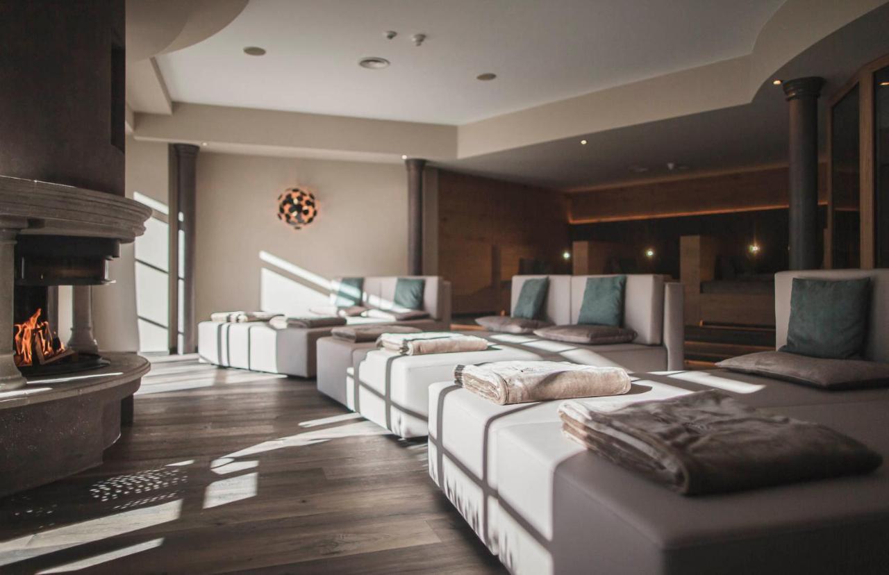 Majestic - Unique Spa Resort Brunico Dış mekan fotoğraf